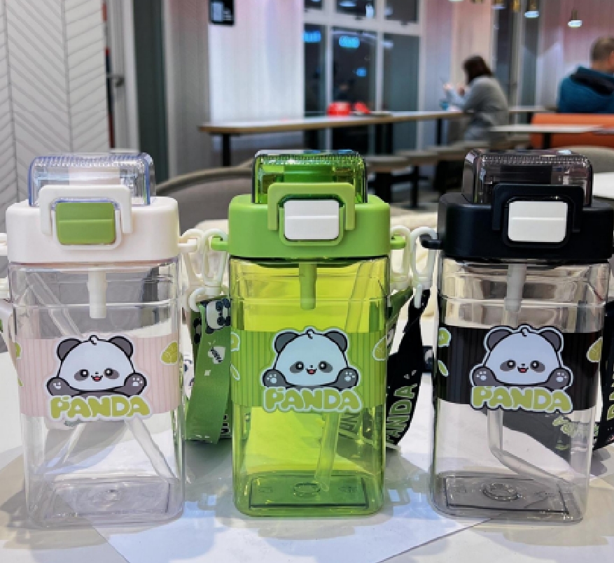 国潮卡通熊猫塑料便携塑料水杯家用透明塑料杯子防摔耐用简约风随手杯