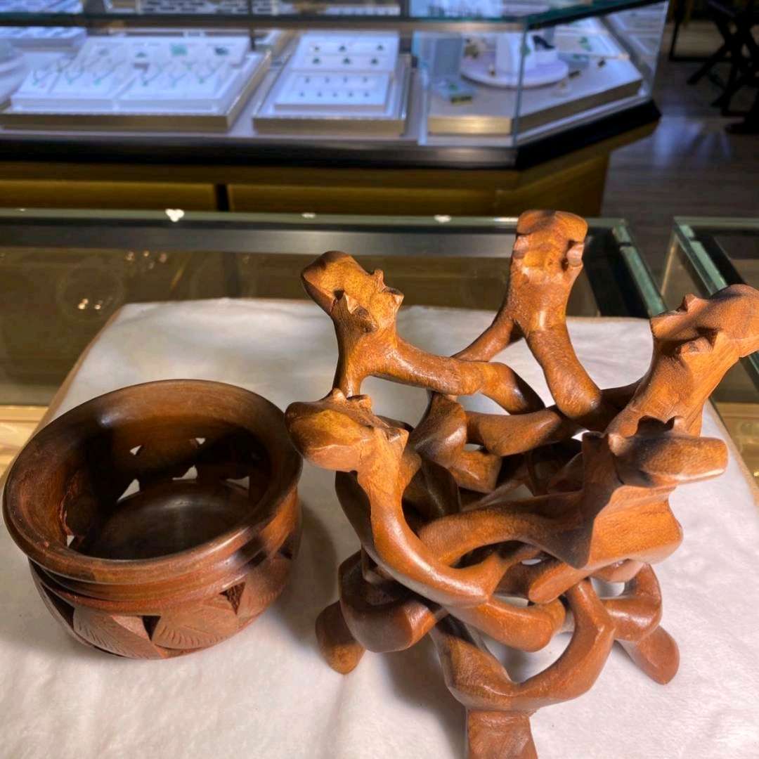 Pakistani rosewood flower stand, small toy for new home decoration, gift for relatives and friends, treasure basin details Picture