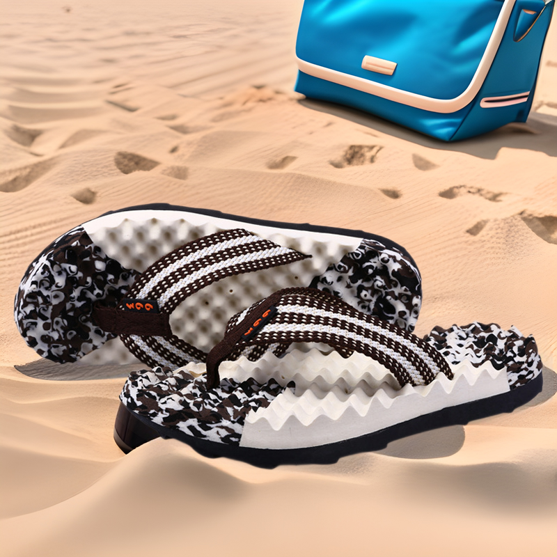 Custom-made men's flip-flops for summer outdoor use, thick-soled thick-soled outdoor beach cool slippers wholesale full figure