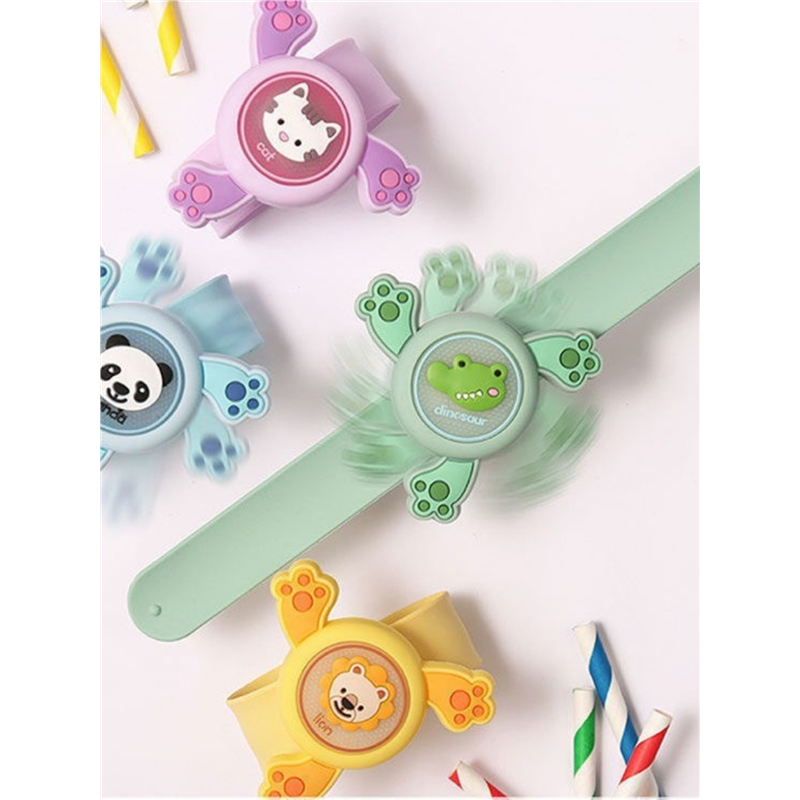 Children's mosquito repellent watch wristband, luminous toy, cartoon baby, boy, girl, child, panda mosquito repellent wristband details Picture
