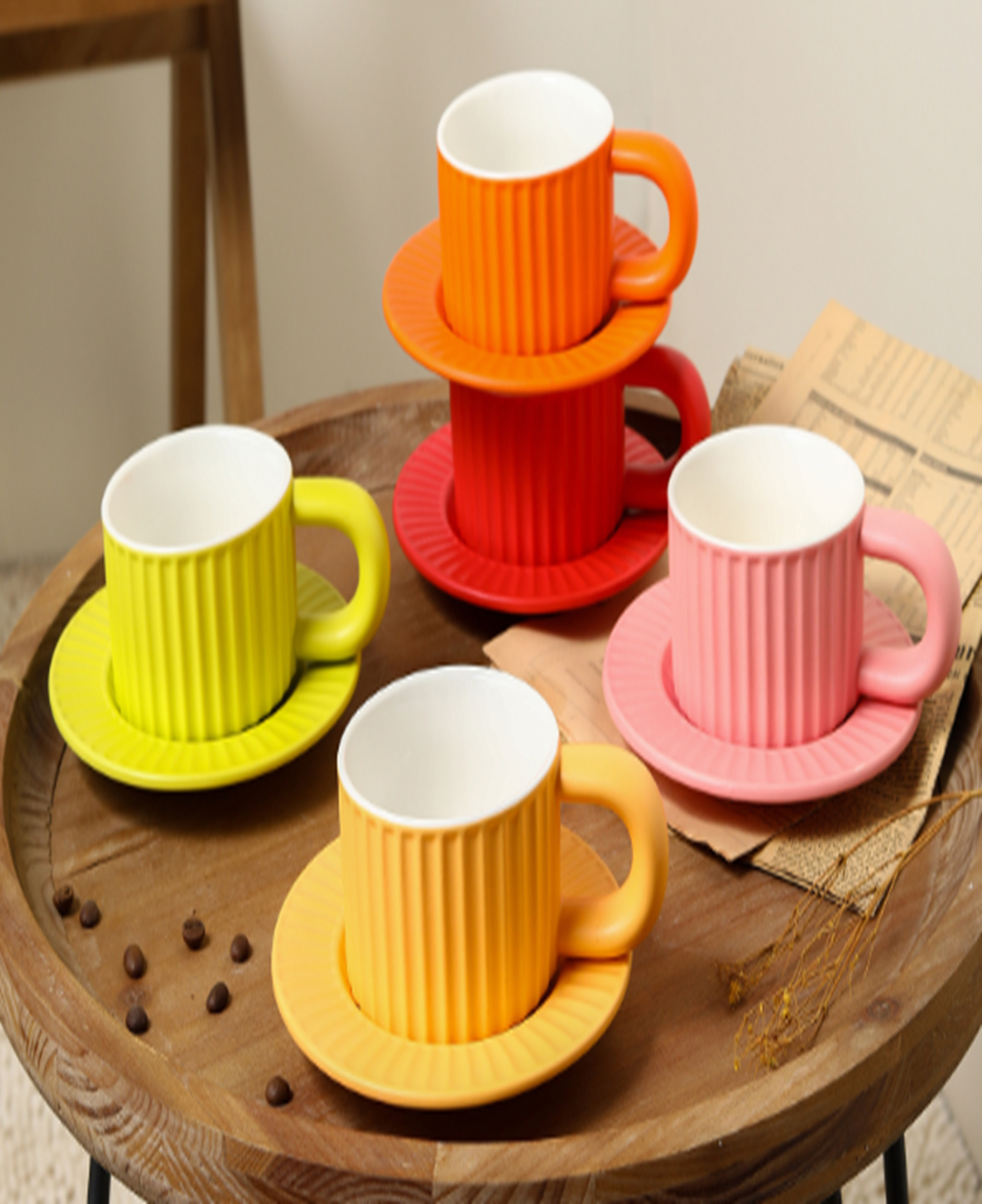 Orejas grandes rayas taza y plato naranja rojo amarillo jengibre azul klein azul tinta verde oscuro GM129