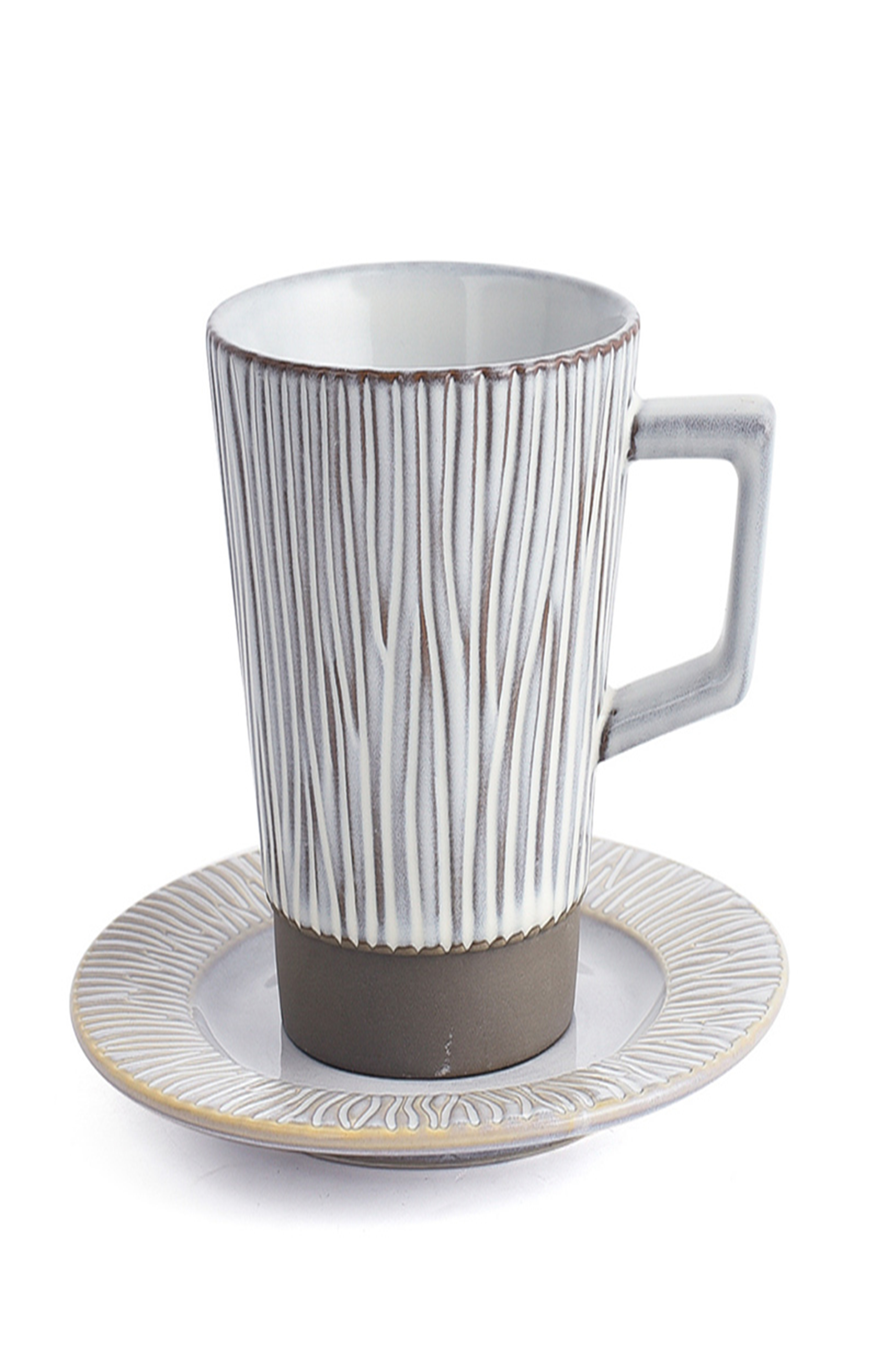 Tree-patterned cups and plates are available in fish-belly white, sand brown, copper rust green, cement gray, and lake green TTB-043