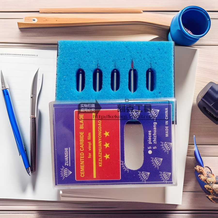 Manufacturer's black card shoe pattern knife, clothing plotter blade, Jingwei Aoke flat cutting machine blade, shoe pattern engraving knife details Picture