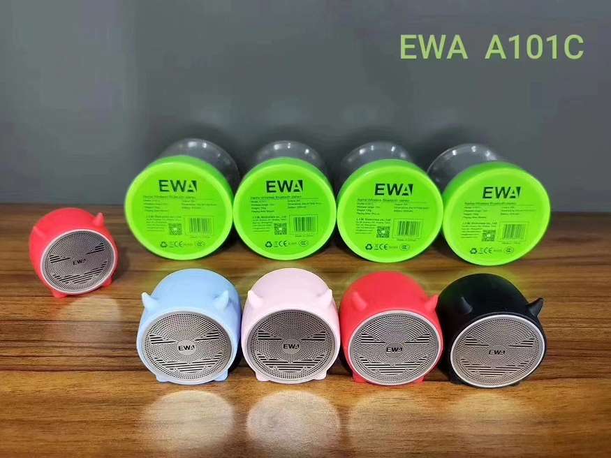 Aima Emma Aima Ewa/ Sound For Love Bluetooth Speaker Bestseller, Little Pig And Little Calf Silicone Case For Children, Babies And Early Childhood Education, Cute, High Appearance Level, Gift, Portable Outdoor Dopamine Bluetooth Speaker undefined