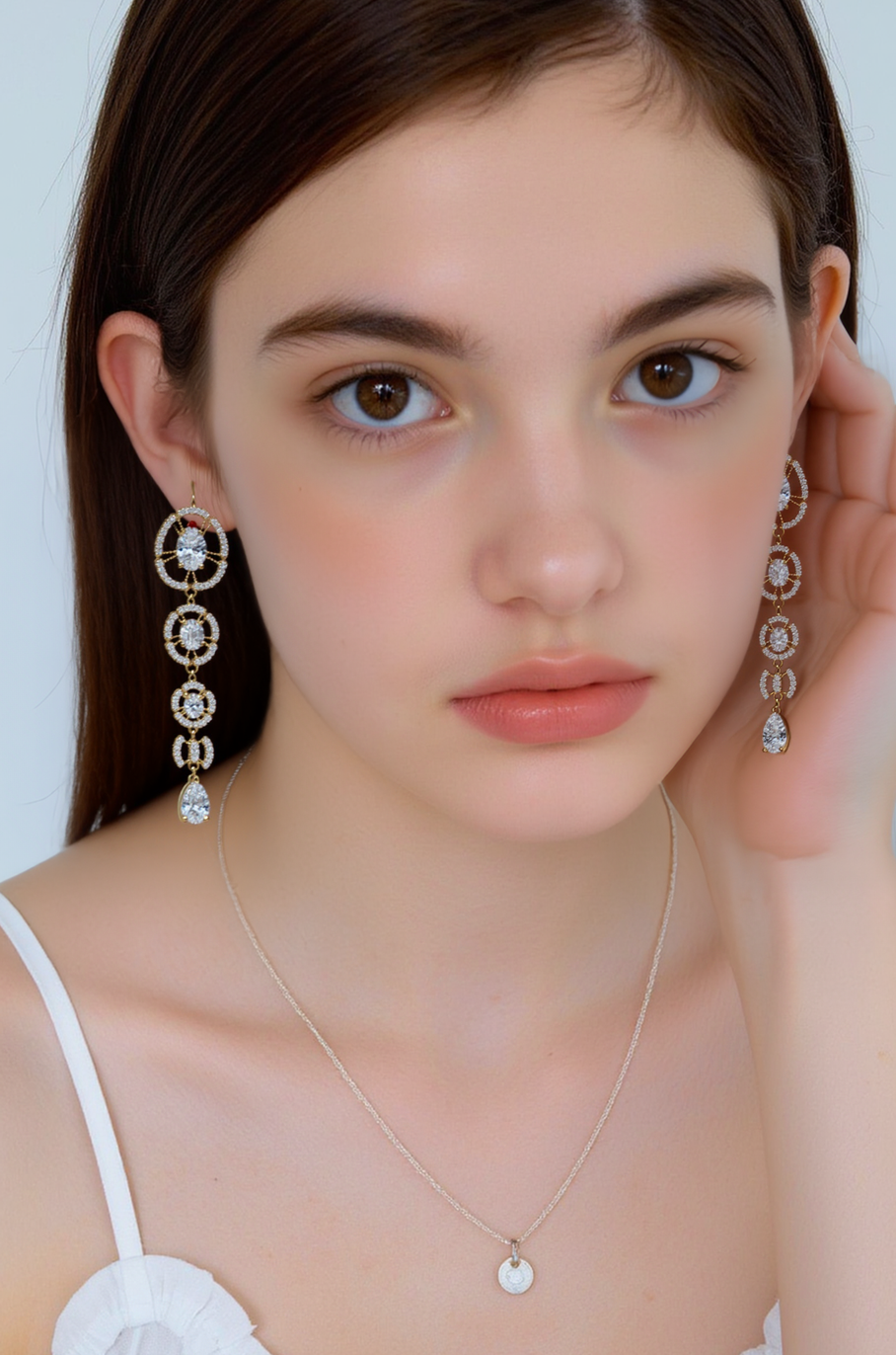 Xuhui brand exquisite and light luxury copper plated with real gold and zircon inlaid 925 silver needle luxurious camellia fashionable and elegant stud earrings full figure