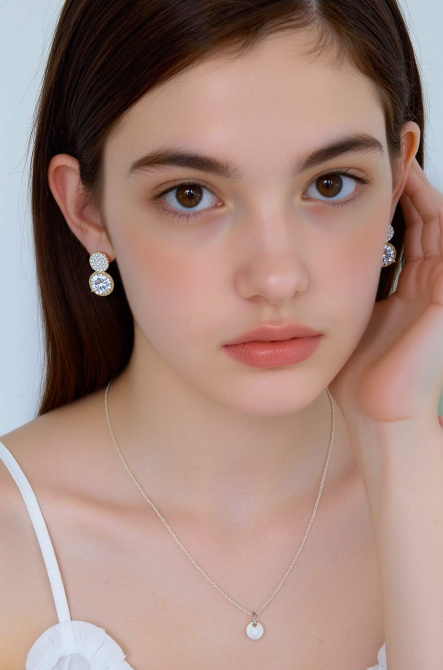 Xuhui brand exquisite and light luxury copper plated with real gold and zirconia 925 silver needle round luxurious design fashionable stud earrings full figure