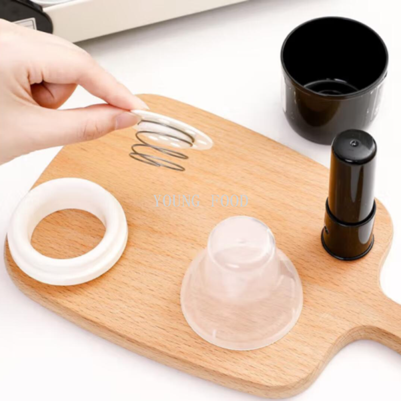 包邮！日本进口TAIDAMIsanada抹油瓶油刷 烧烤刷子厨房用品器皿白底实物图