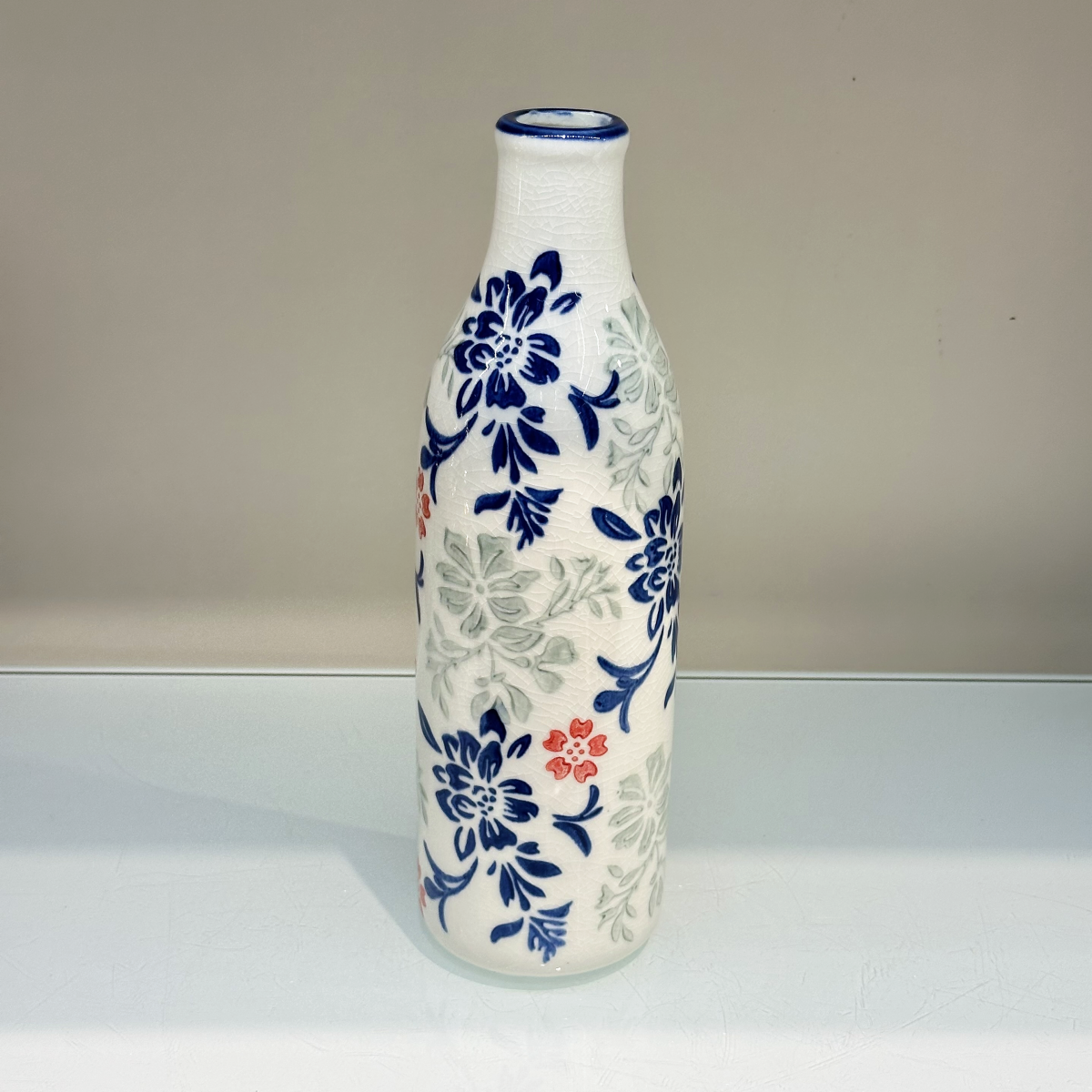 New high-end retro Chinese blue and white porcelain ceramic small vase handicrafts, living room TV cabinet ornaments, dining room entrance table dried flower decorative ornaments details Picture