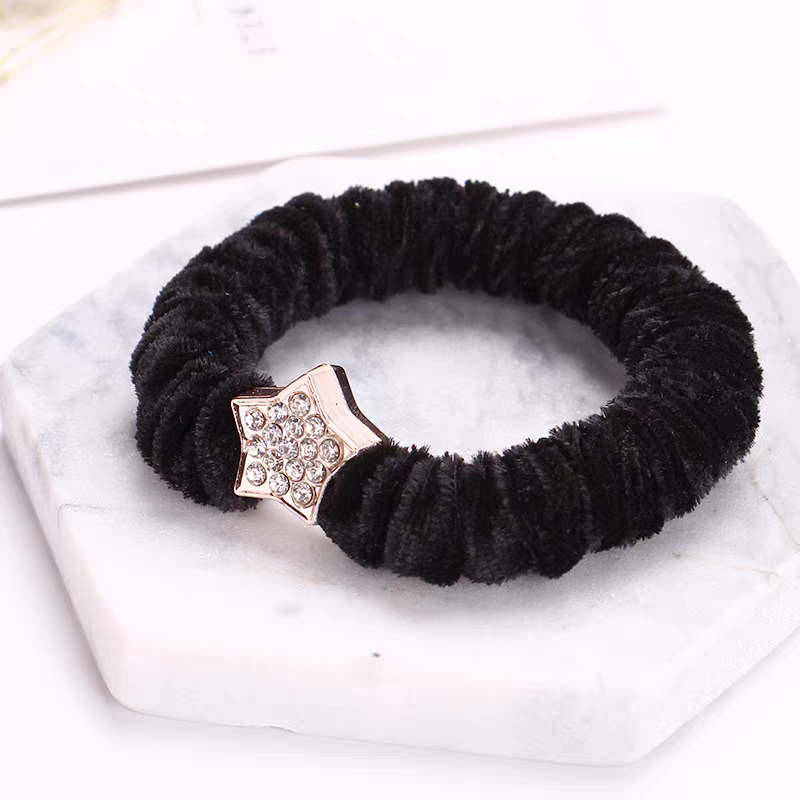 Korean hair accessories, Korean diamond-encrusted velvet hair bands, Japanese and Korean hair bands, Korean version hair ties, ponytail hair bands, hair bands and headwear Application Scenario