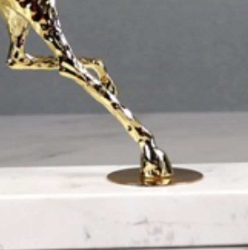 马蹄铁盒/金属书签/家庭软装/金属建筑工艺品/铜摆件卡通细节图