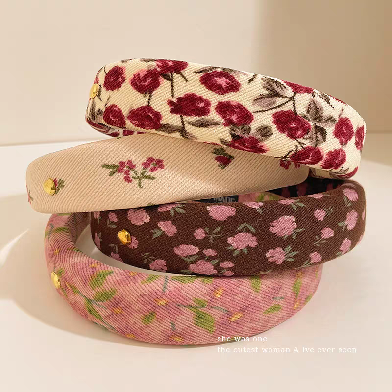 Pink sponge wide-brimmed hairband for women, 2025 new high-end pressure-sensitive hair band, height-increasing top of the head hair bundle, face-washing hairpin Item Picture