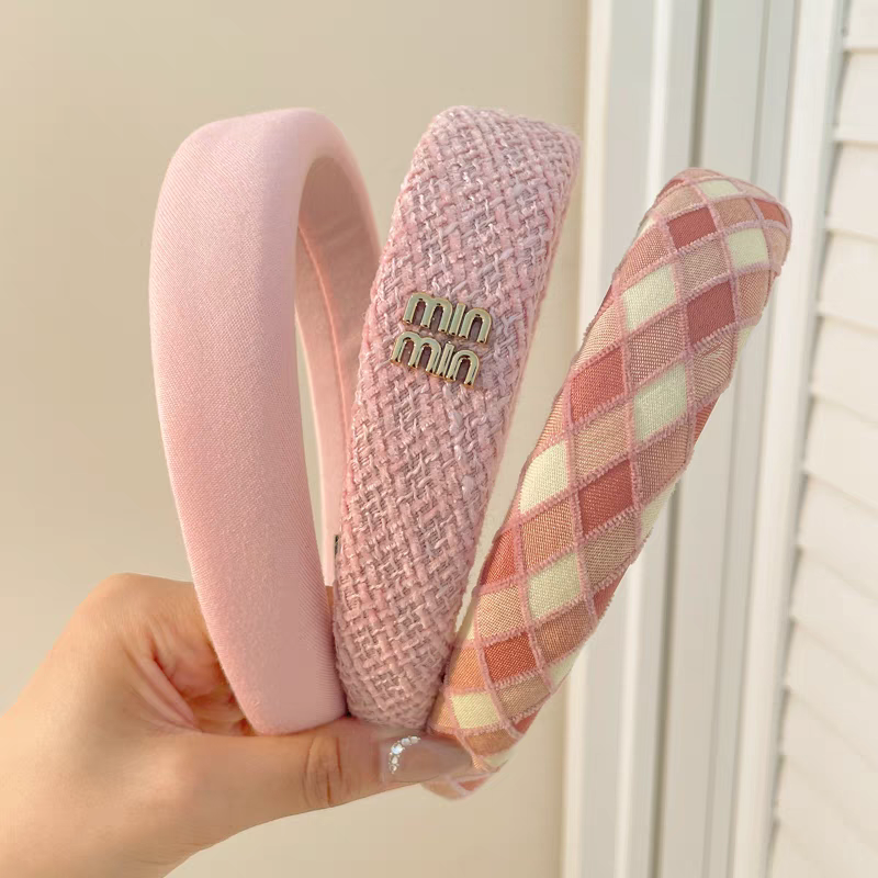 Pink sponge wide-brimmed hairband for women, 2025 new high-end pressure-sensitive hair band, height-increasing top of the head hair bundle, face-washing hairpin detail image 3