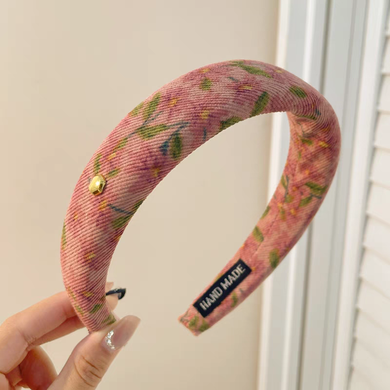Pink sponge wide-brimmed hairband for women, 2025 new high-end pressure-sensitive hair band, height-increasing top of the head hair bundle, face-washing hairpin detail image 8