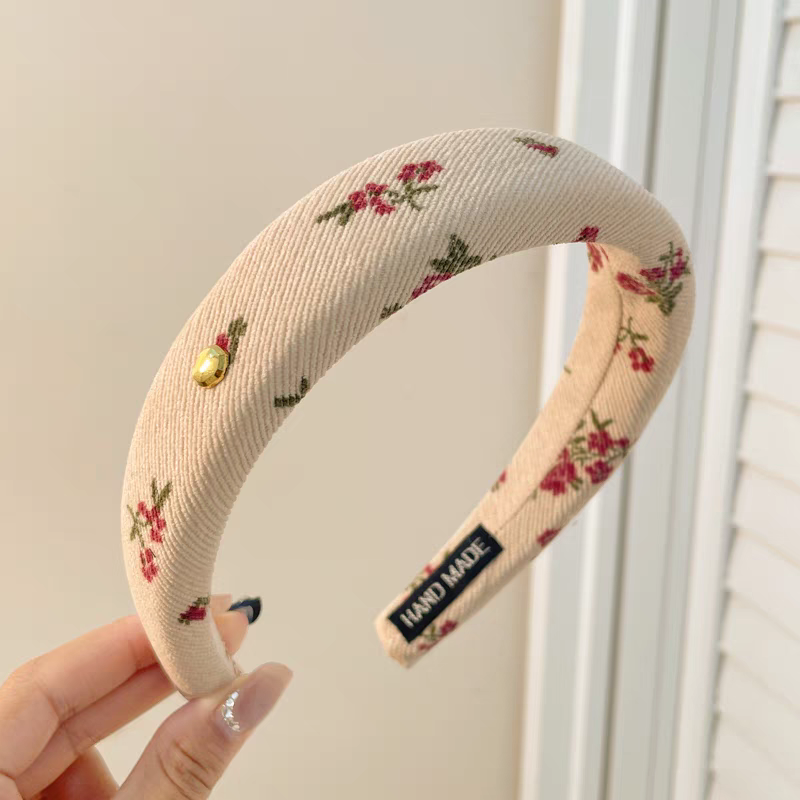 Pink sponge wide-brimmed hairband for women, 2025 new high-end pressure-sensitive hair band, height-increasing top of the head hair bundle, face-washing hairpin detail image 4