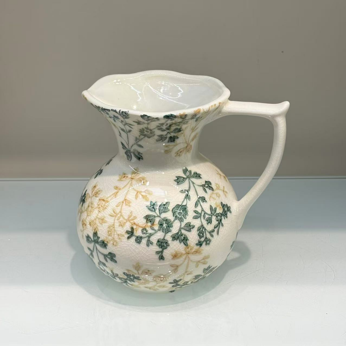 New high-end retro Chinese blue and white porcelain ceramic vase handicrafts, living room TV cabinet display items, dining room entrance table, dried fresh flower decorative display items, light luxury decorative display items, flower art table setting, realistic flower arrangement ceramic flowers details Picture