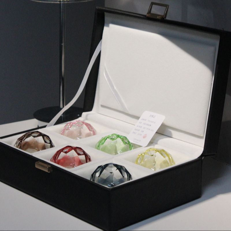 "马卡龙系列 菱格纹茶杯 6只皮箱礼盒装"