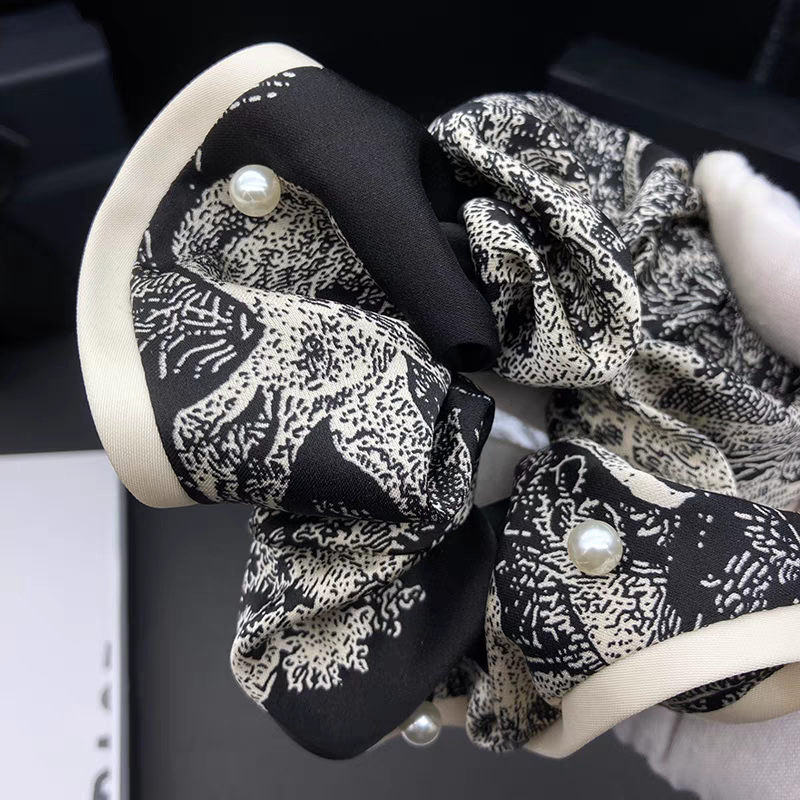 New Chinese-style ink-wash painting satin hair accessory, women's hair tie, hair rope, ponytail, rubber band, large intestine hair band, headwear and hair flower