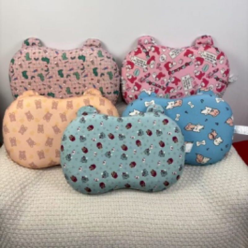 The premium Baby plush children's neck pillow is breathable and non-stuffy in summer, enhancing the appearance level Specification image