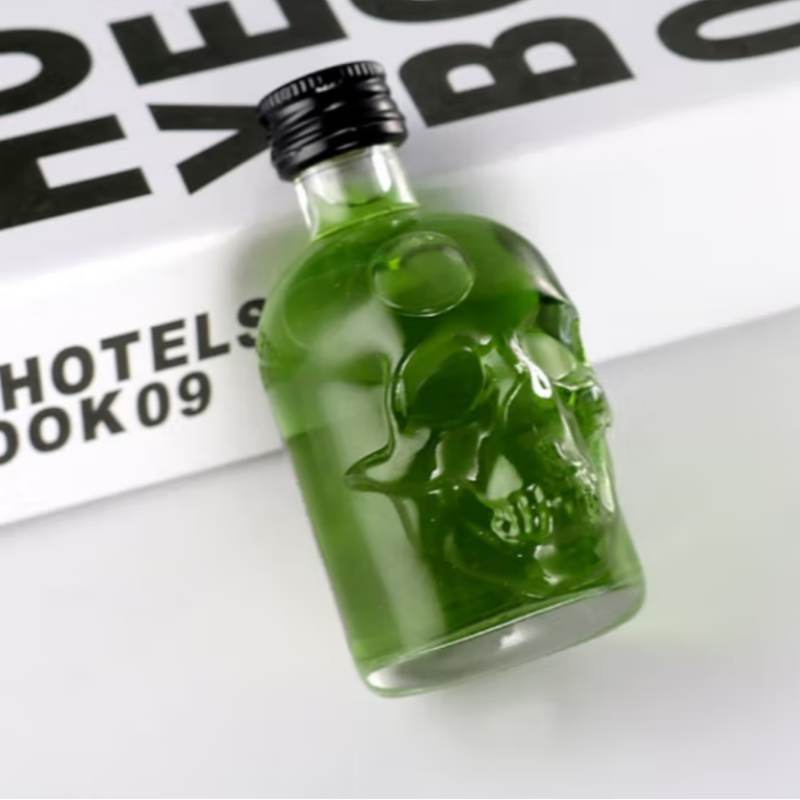 Wholesale free shipping German imported cognac Green Magic Vermouth spirits 50ml small spirits Skull 89.9 degrees details Picture