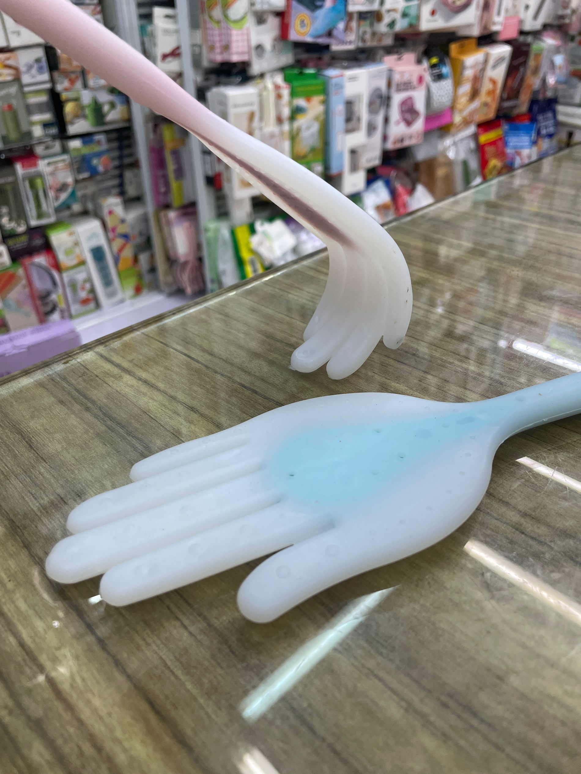 手掌拍痧板，经络全身拍痧板,硅胶拍痧掌（965）白底实物图