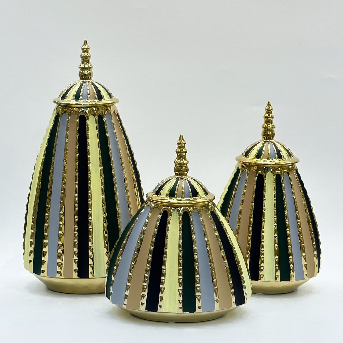 هذه الزهور مزخرفة في غرفة التلفزيون، في غرفة الطعام details Picture