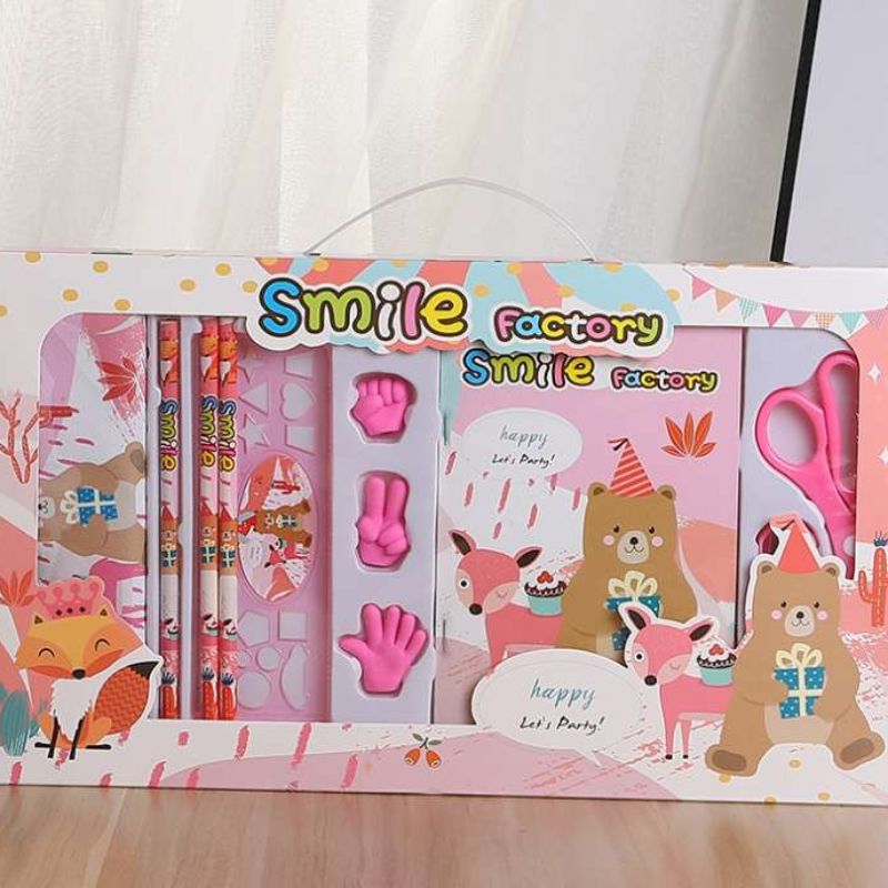 笔袋套装，量大价优广东赢心文具32