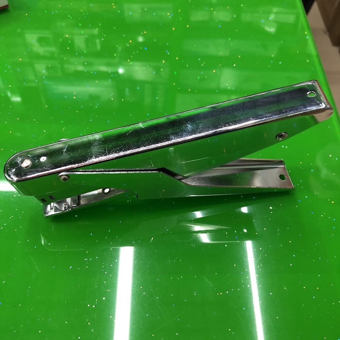 Student business stapler, hand-held stapler, metal stapler, office labor-saving stapler, durable thickened stapler