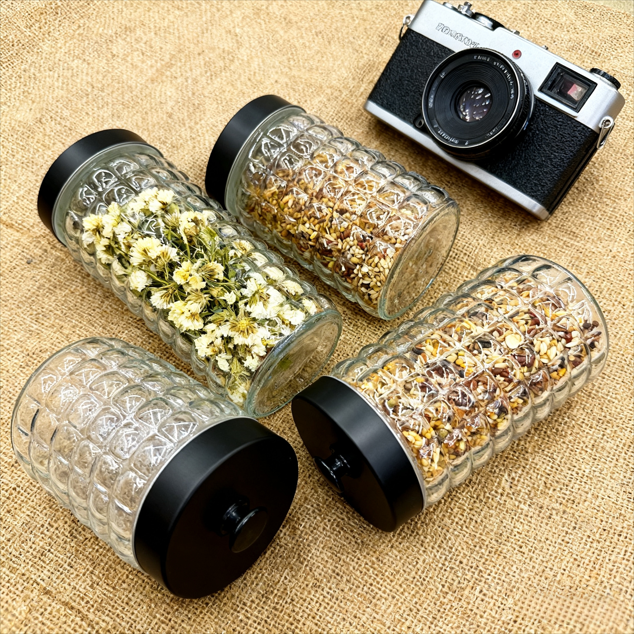 4件套2100ml 1700ml 1200ml 800ml带黑色金属把手盖的玻璃罐产品图