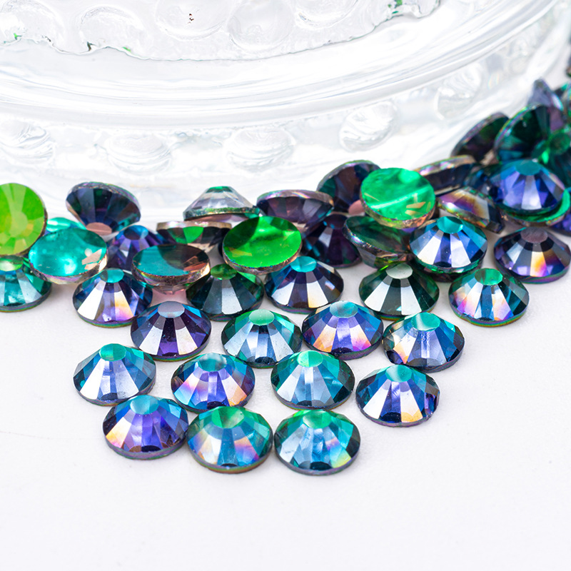 跨境专卖 网红新款美甲钻极光绿 绿色玻璃平底钻 饰品批发烫钻