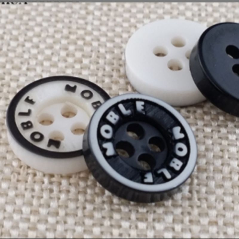 环保黑白四眼宽边细边制服扣子钮扣