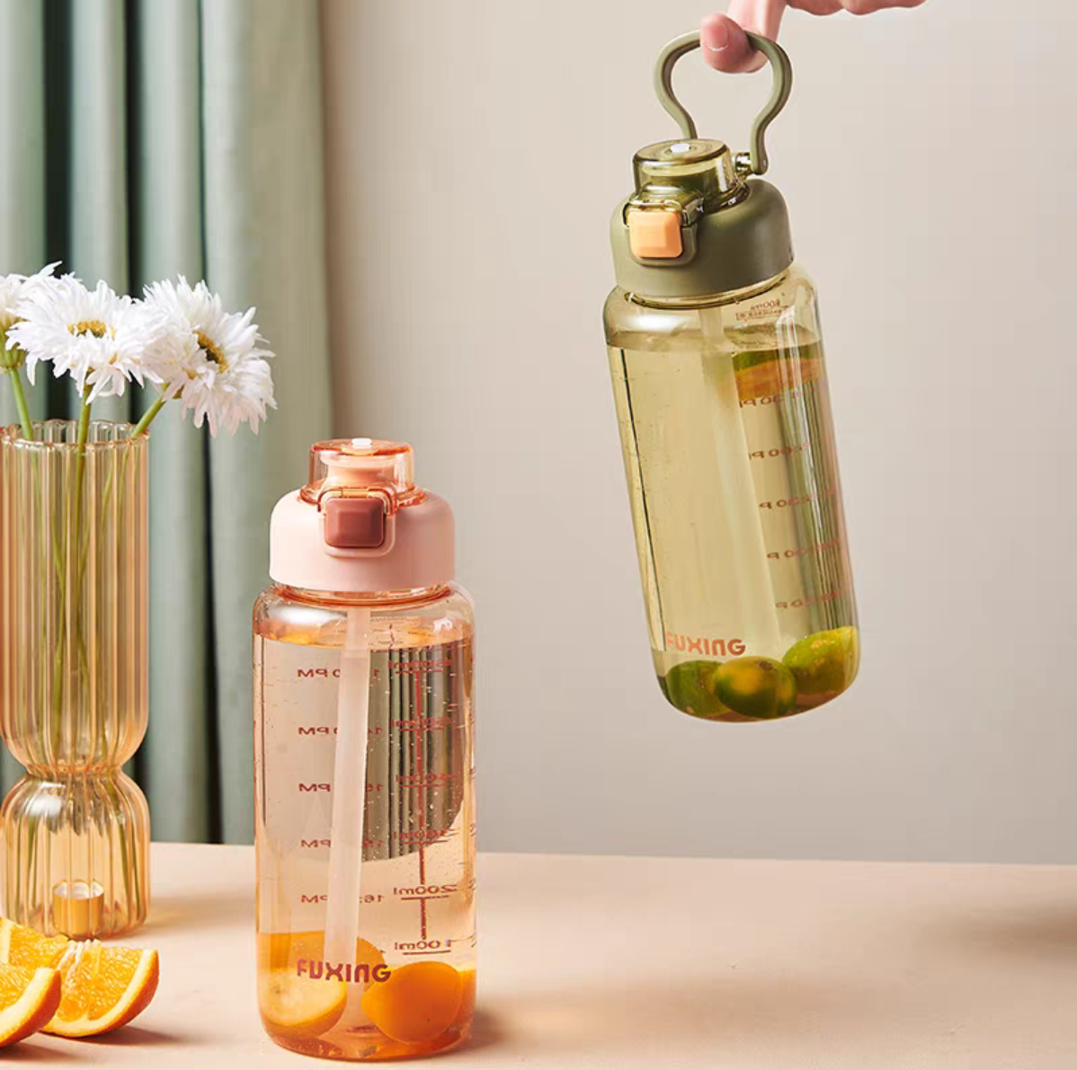 689 Cute Water Cup Portable hand-held Water bottle Outdoor sports leak-proof Plastic Cup Simple student Space Cup Portable Cup 700ml detail image 2