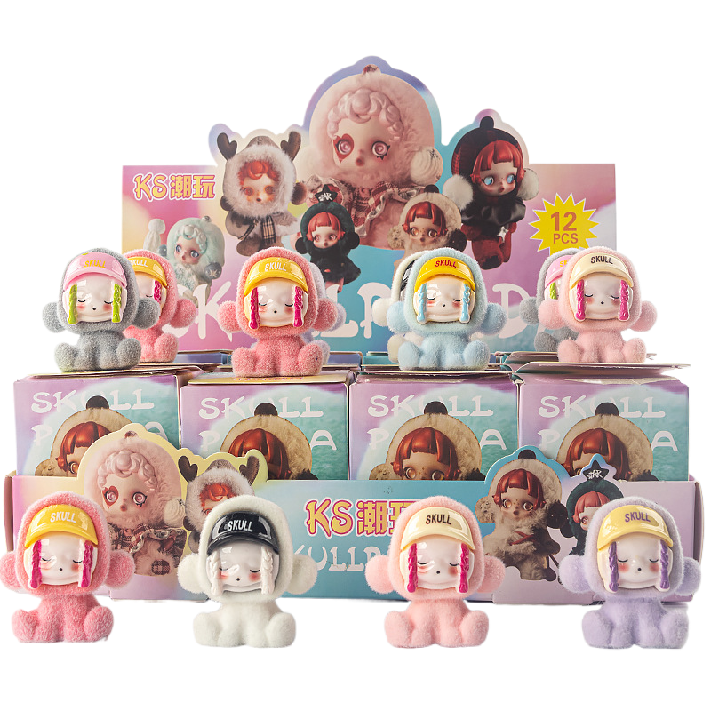 Flocked key ornaments, children's toys wholesale, trendy figurines, blind bags, blind bags, trendy toys Application Scenario