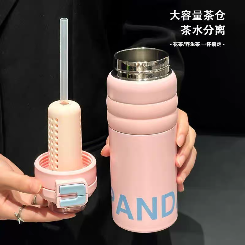 2115-600ml stainless steel insulated cup, women's large-capacity ice cup, portable car coffee cup, straw water bottle, tea cup Application Scenario