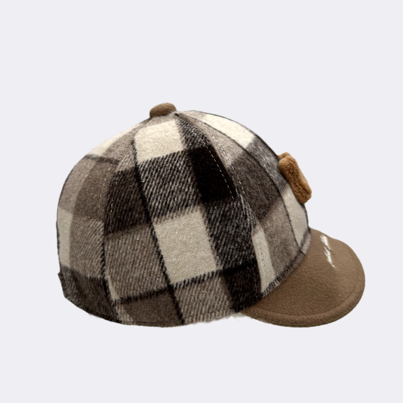 The autumn and winter casual and warm soft-brim baseball cap is suitable for 1-2 years old details Picture