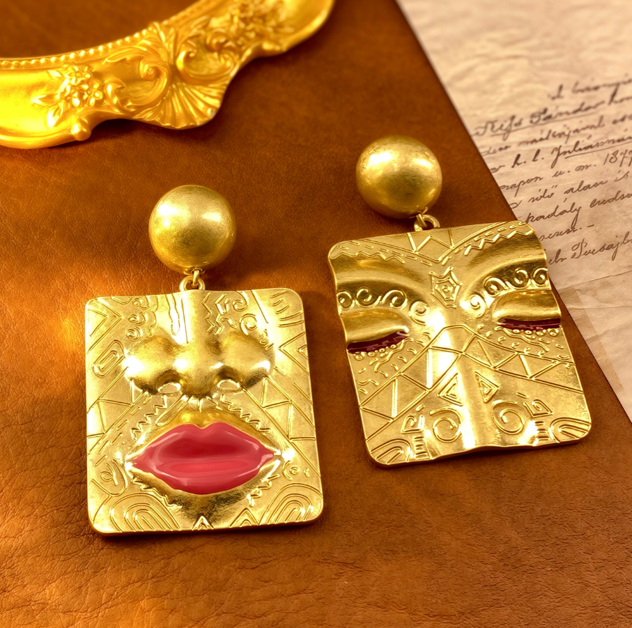 【SUGEBEINI】 European and American retro style fashionable facial features and face relief, unique French style geometric asymmetrical earrings ZEH00267