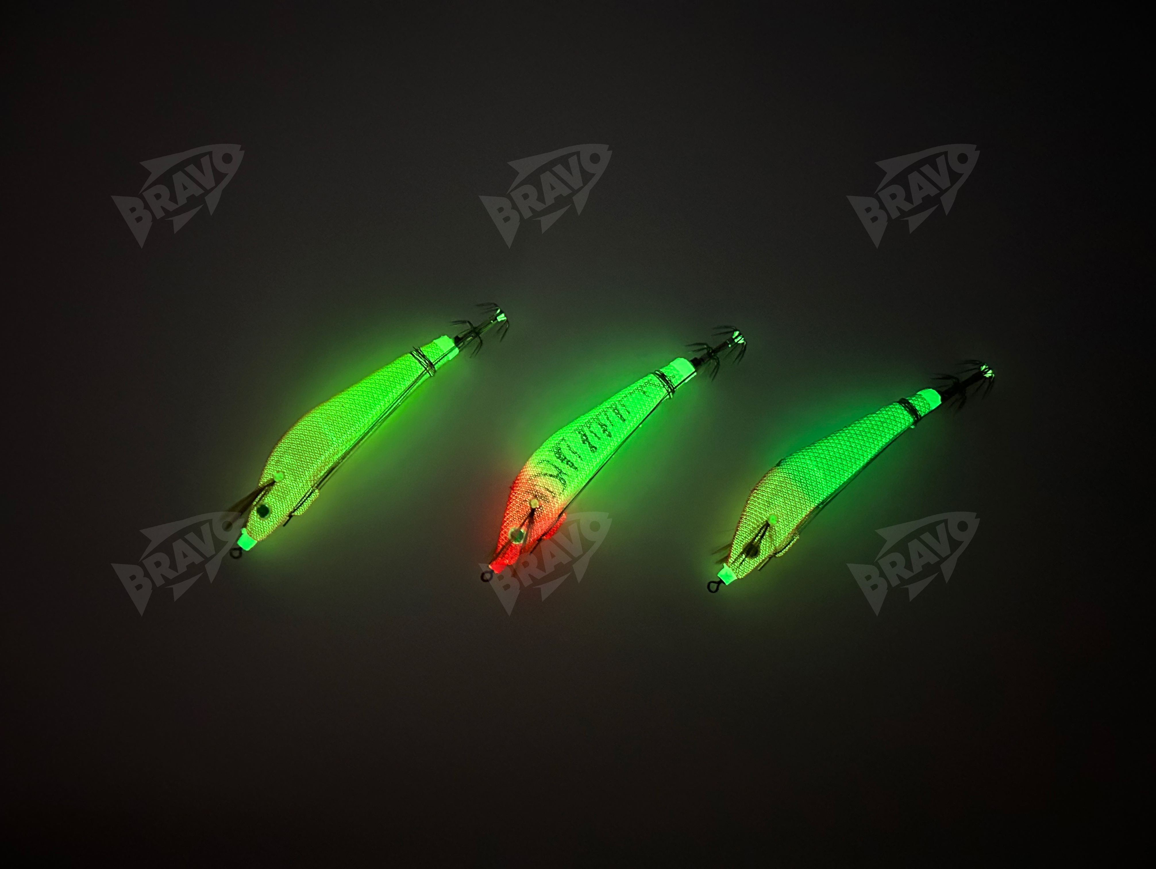 BRAVO steel wire wood shrimp bait artificial bait can be used to bind live baits with fish slices, glow-in-the-dark UV squid hooks and artificial shrimp details Picture