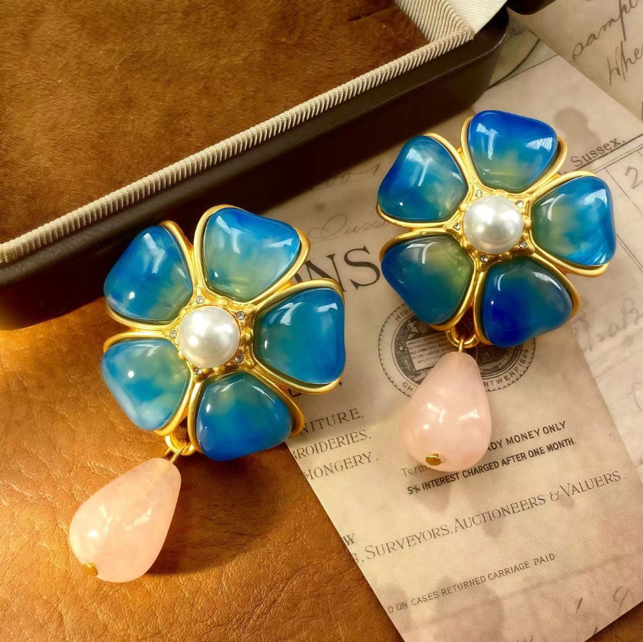 【SUGEBEINI】复古宫廷风花朵耳钉 小众设计高级感彩色花朵耳钉ZEH00317