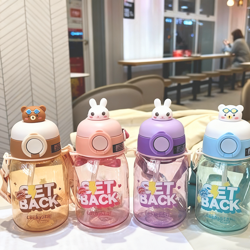 萌兔小熊立体头吸管杯 儿童斜挎便携水杯 防漏耐摔高颜值tritan杯 多色可选详情2