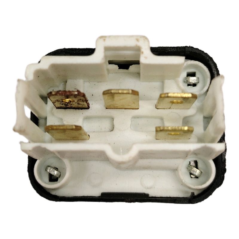 汽车继电器小电流控制大电流磁力开关启动继电器详情3