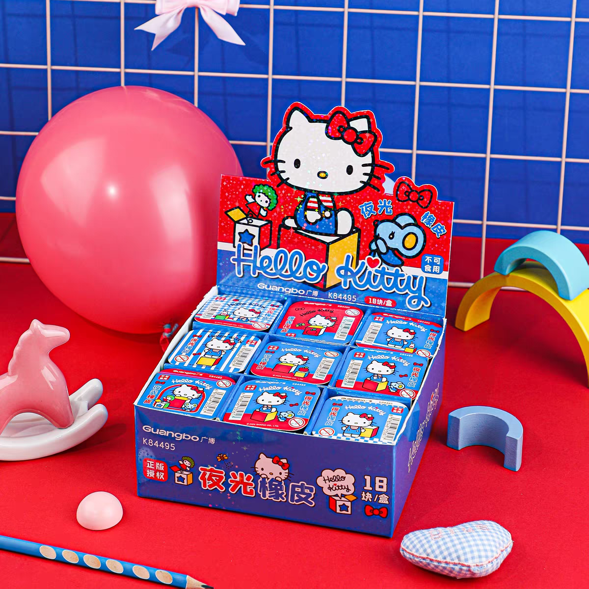 广博三丽鸥文具凯蒂猫夜光橡皮擦小学生专用铅笔橡皮擦儿童考试专用擦字成条擦得干净PVC软胶美术绘画创意擦产品图