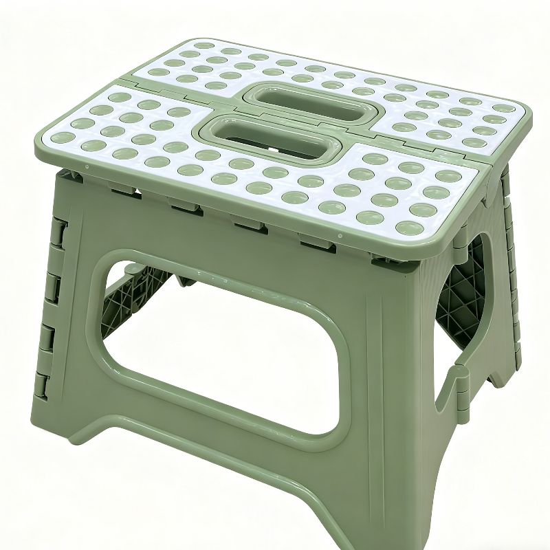 A thickened plastic stool for home use, anti-slip, durable and foldable square stool Application Scenario