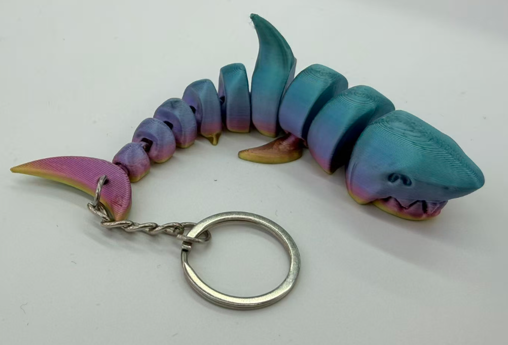 3D打印鲨鱼钥匙扣创意手办动物关节可活动配饰详情6