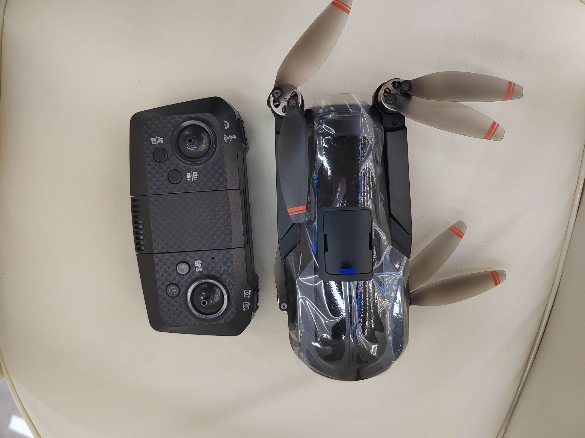 Civil unmanned aerial vehicles (UAVs) for inspection, aerial photography, toys, equipment, and the Digital Trade Center details Picture