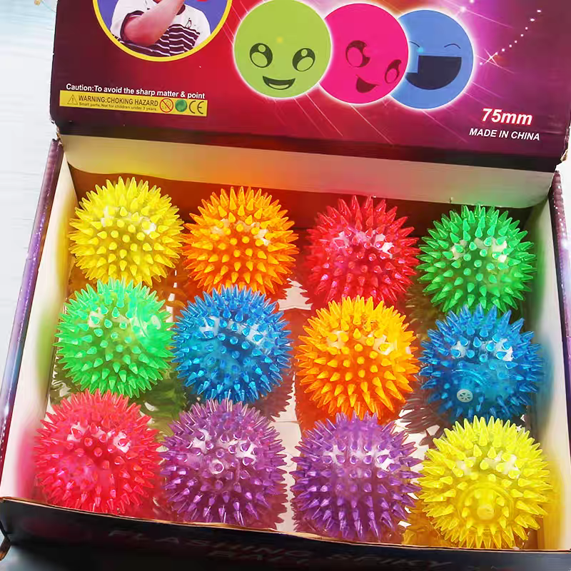 6.5按摩球带绳 玩具儿童玩具发光玩具产品图