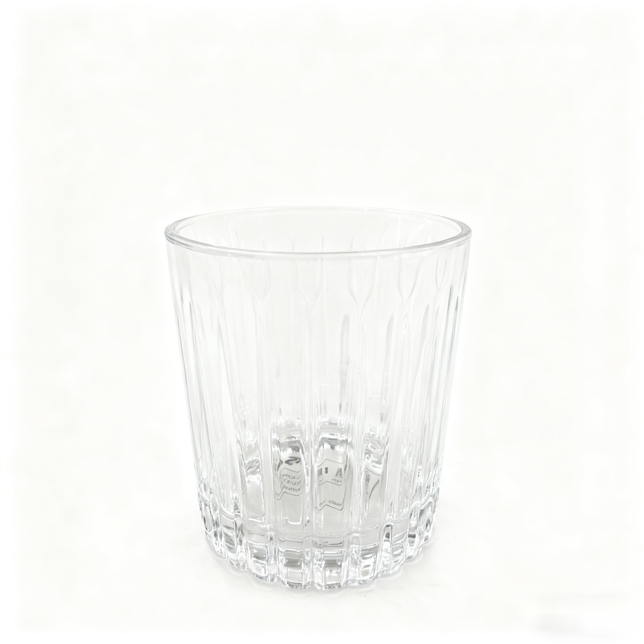 玻璃杯/竹节杯/玻璃杯杯子/玻璃小熊杯/玻璃杯子白底实物图