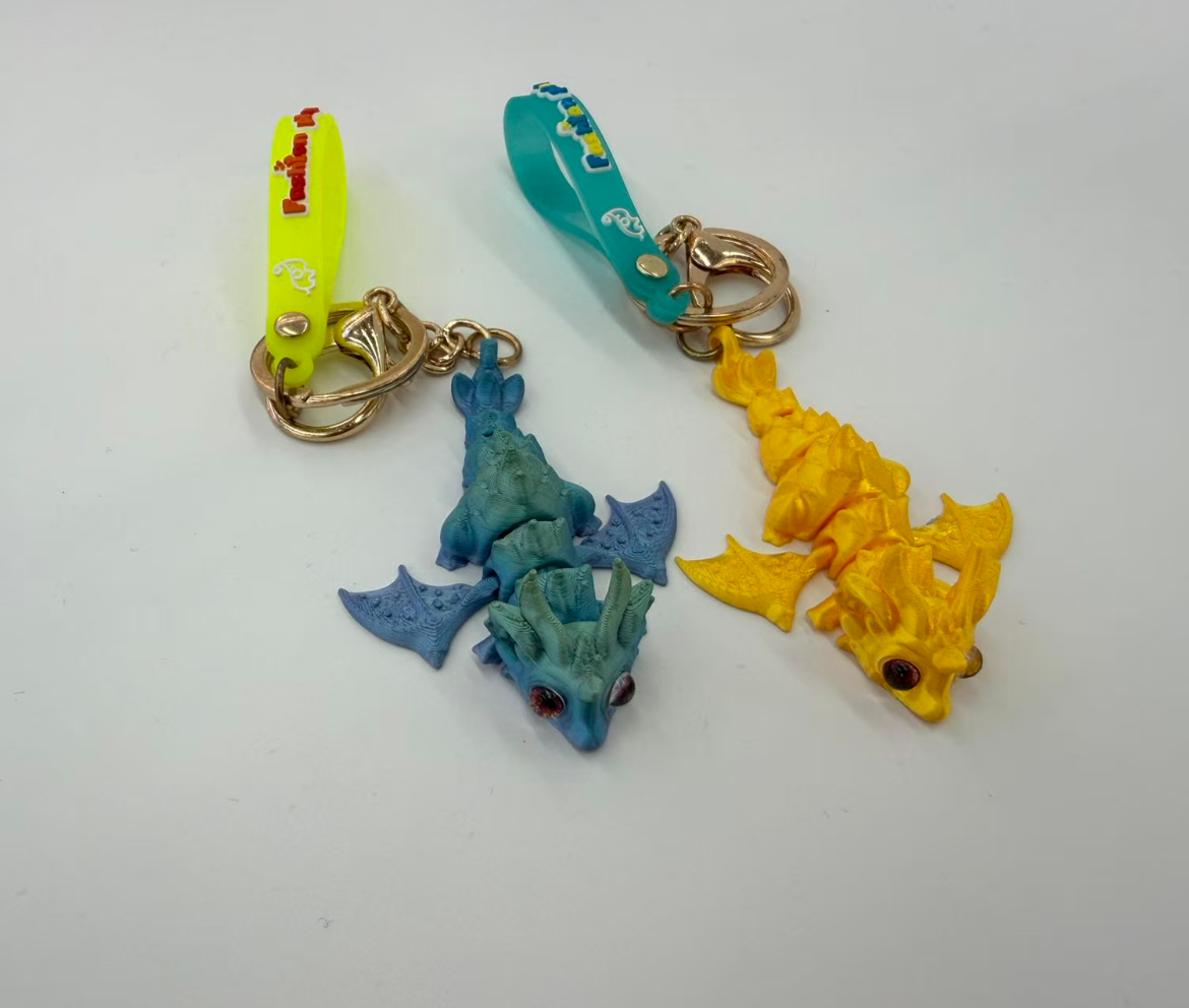 3D printed flying dragon gift, animal joint activity keychain, backpack pendant
