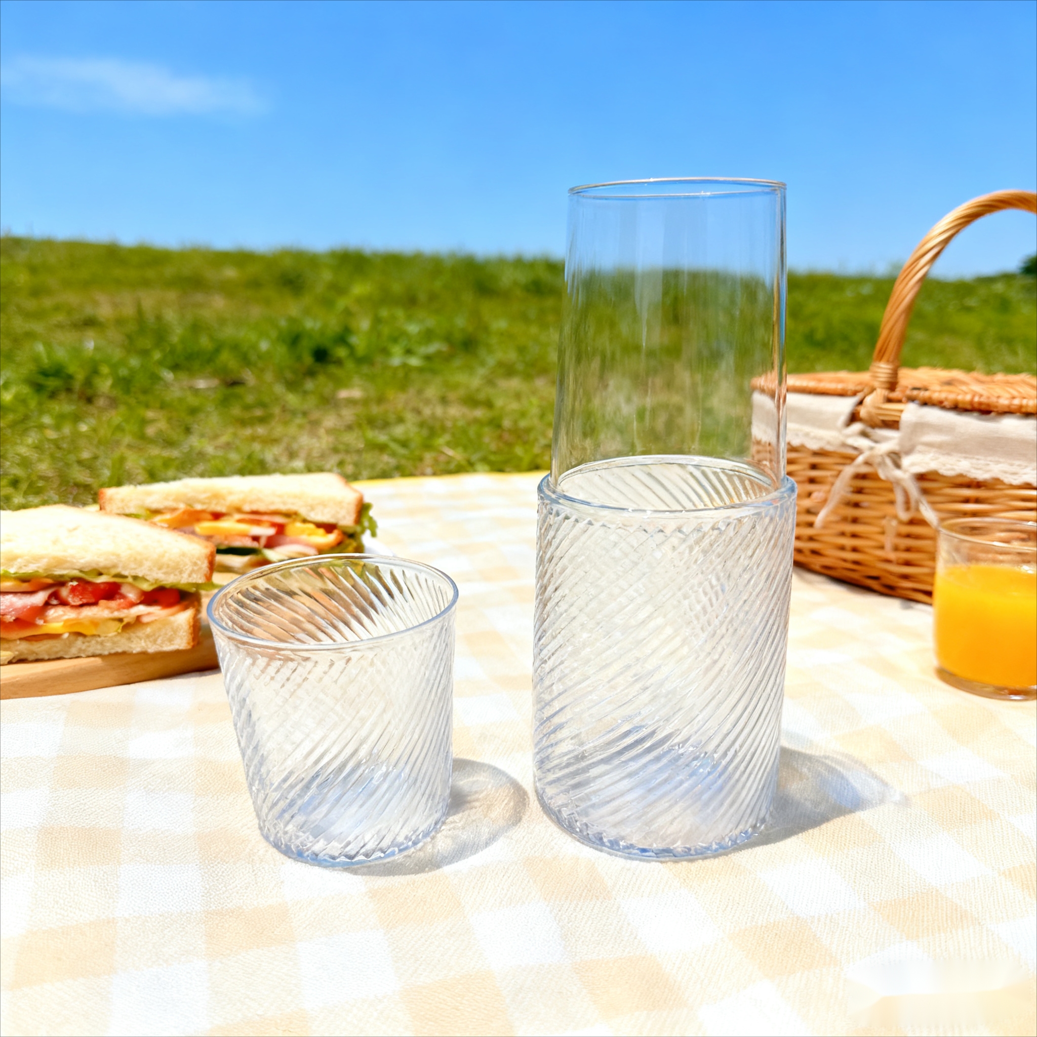 斜纹玻璃壶套装，盖子可拆卸做玻璃杯