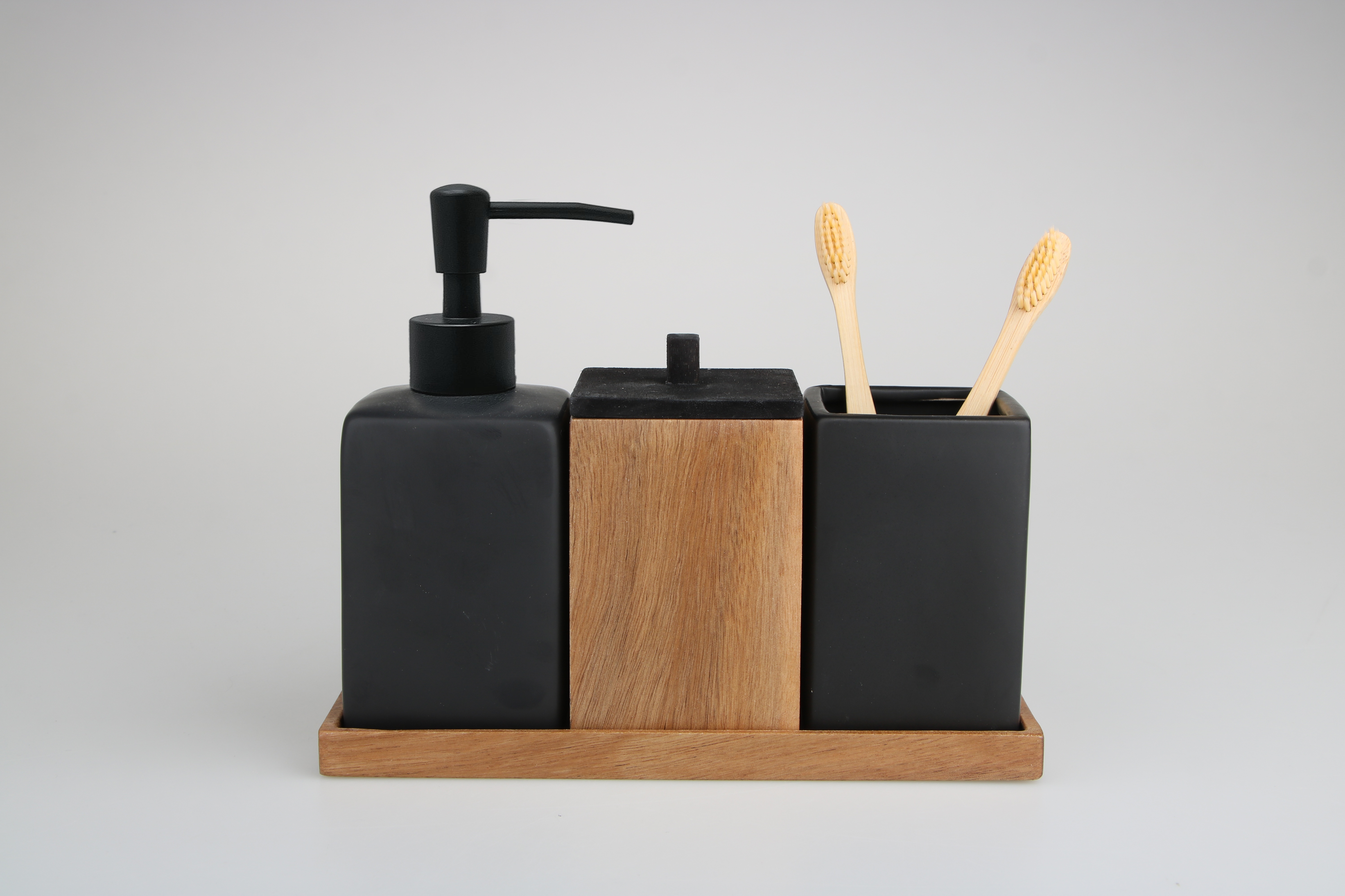 高端卫浴套件洗手液瓶酒店用品洗漱套装简约实用多功能家庭陶瓷材质卫生间套件四件套