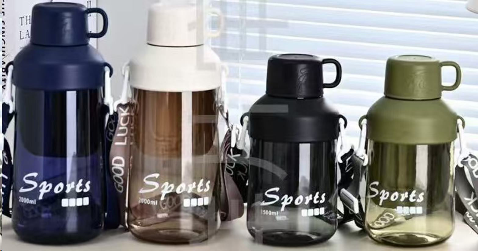 大容量运动水壶 1500/2000ml 便携提手水杯 户外健身防漏大号太空杯详情2