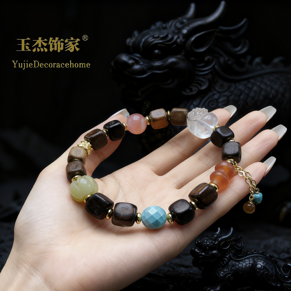 Crystal PI Xiu paired with sandalwood bracelet, multi-treasure collectible bracelet, casual and personalized bracelet accessory, trendy for both men and women detail image 3